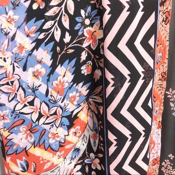 BOHO Multiple Pattern Sheer Kimono - Picture 4 of 7